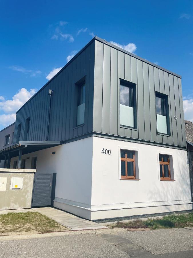 Apartmany 400 เวลคา ลอมนิตซา ภายนอก รูปภาพ